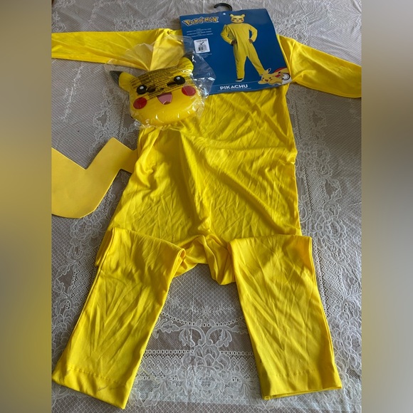 Other - Pikachu Pokémon Boys Halloween kids Costume with mask